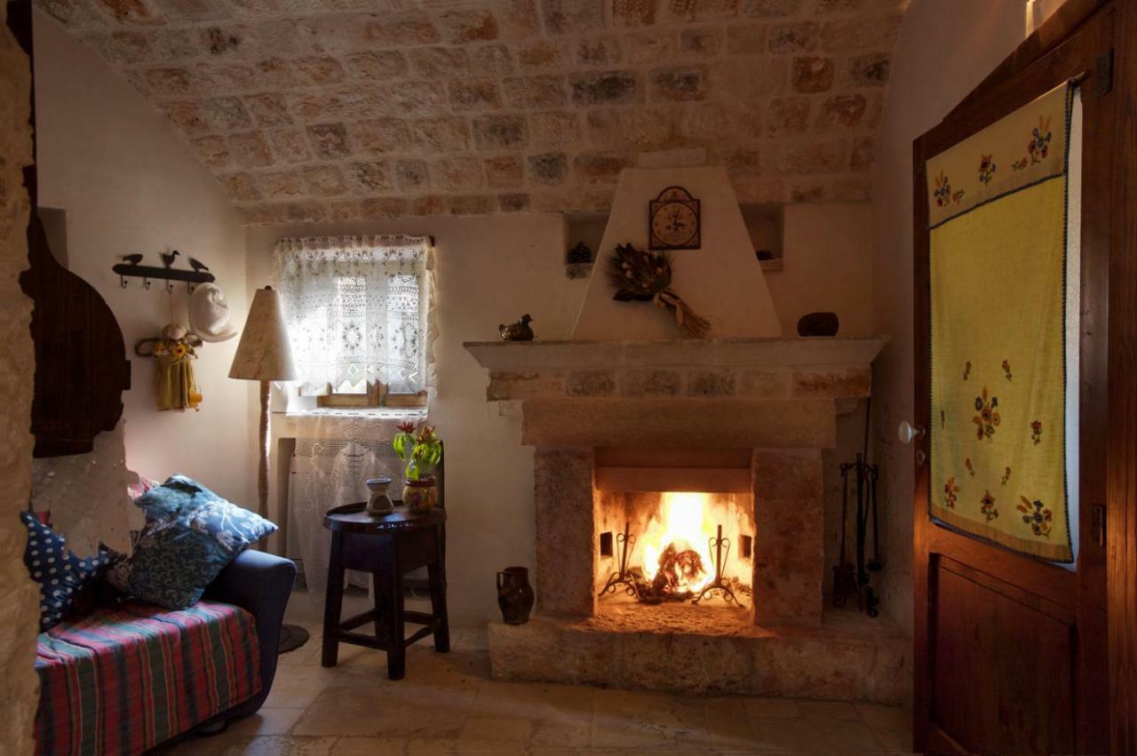 Апарт отель I Trulli Di Acquarossa Чистернино Экстерьер фото