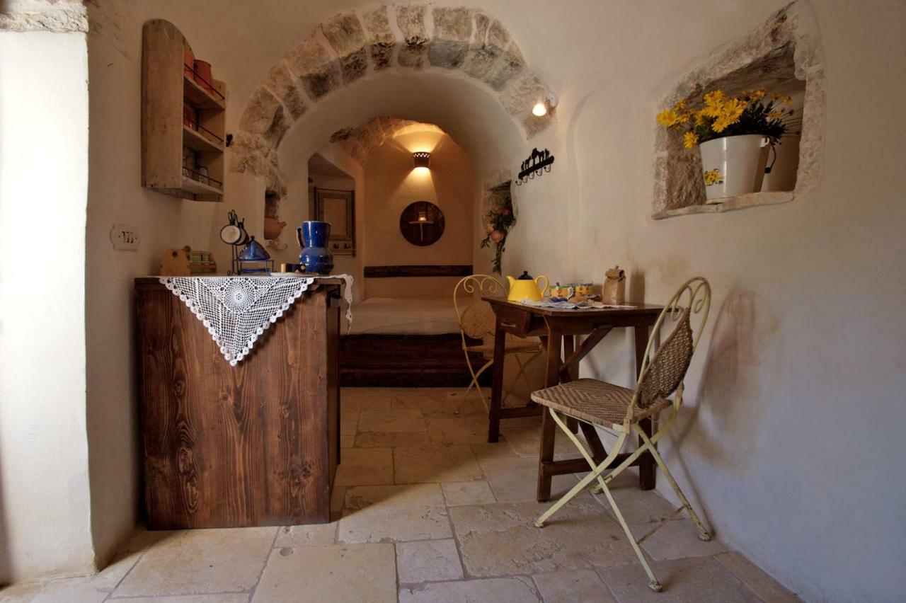 Апарт отель I Trulli Di Acquarossa Чистернино Экстерьер фото